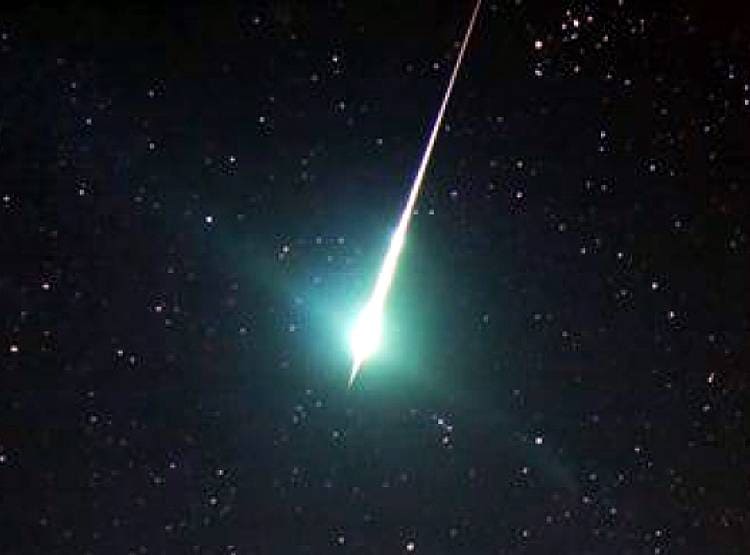 अंतरिक्ष से होगी आतिशबाजी, 36 घंटे बाकी...दिखेगा हैरतअंगेज नजारा