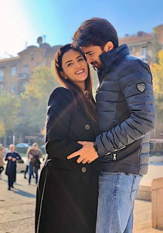 पोस्ट डिलीवरी इतनी जल्दी कैसे पाई फिट बॉडी, स्मृति खन्ना का खुलासा