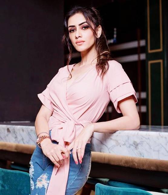 प्रेग्रेंट महिलाएं हुईं कोरोना पॉजिटिव, पढ़कर पैनिक कर गई थीं स्मृति खन्ना