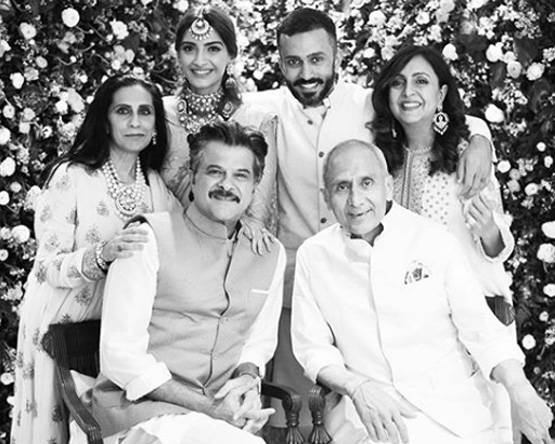 सोनम कपूर को एनिवर्सरी पर पति ने दिया खास गिफ्ट, खुशी से झूमीं एक्ट्रेस