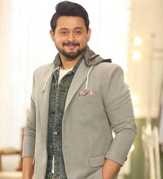 रामायण के 'कुश' के लिए खास था पहला फोटोशूट, शेयर की अनसीन तस्वीरें