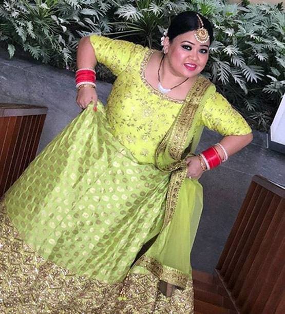 भारती की थ्रोबैक फोटोज, चूड़ा-मंगलसूत्र में दिखा ट्रैडिशनल लुक