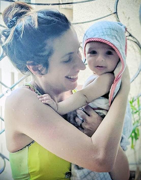 रोडीज फेम रघु राम ने बेटे के लिए रखी पूल पार्टी, वायरल हुईं क्यूट तस्वीरें