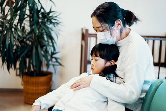 चीन के हुनान प्रांत में नकली दूध पीने से कई बच्‍चे पड़े बीमार