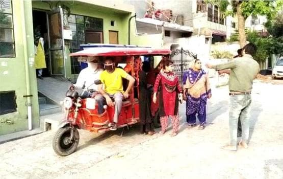 यूपी पुलिस पर आरोप, मोबाइल चोरी की शिकायत करने वाले को बेरहमी से पीटा