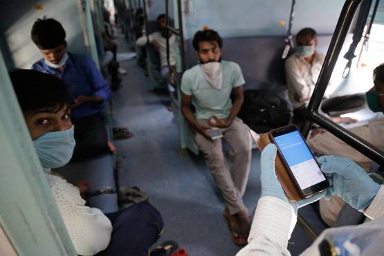 लॉकडाउन में यात्रा की है मजबूरी? जानिए- क्या हैं बाहर जाने के नियम