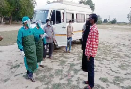 60 दिन तक बिहार में फंसी रही बारात, गांव वालों ने चंदा इकट्ठा कर भेजी बस