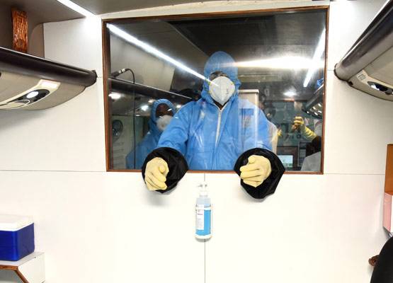 मुंबई में चलते फिरते होगा कोरोना का टेस्ट, बीएमसी ने बनाई स्‍पेशल बस