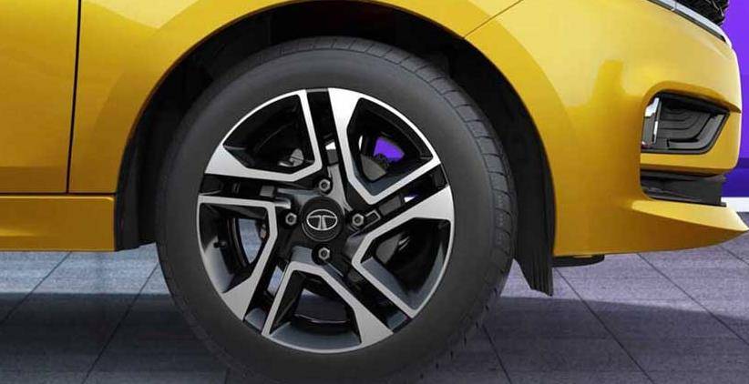 5 हजार की EMI पर मिल रही TATA की ये कार, माइलेज शानदार