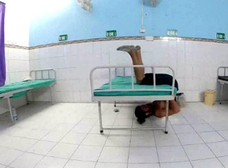 11 देशों की यात्रा पर साइकिल से निकला टूरिस्ट लॉकडाउन में फंसा तो...