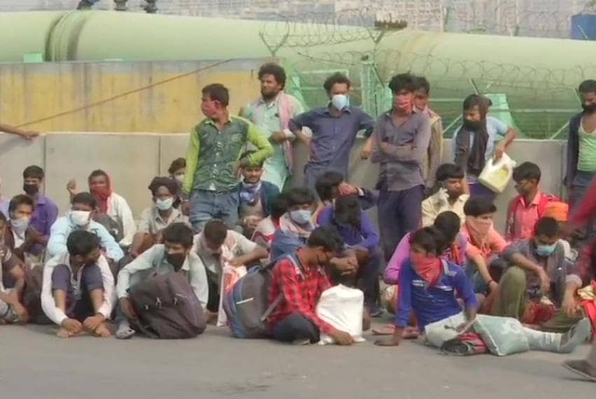 योगी सरकार का 20 लाख रोजगार का प्लान, मुंबई-दिल्ली नहीं लौटेंगे मजदूर?