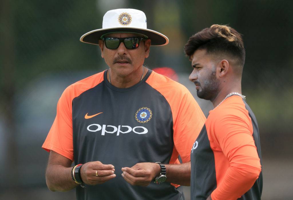 'धोनी बनाने के नाम पर इस खिलाड़ी से नाइंसाफी, पिला रहा पानी'