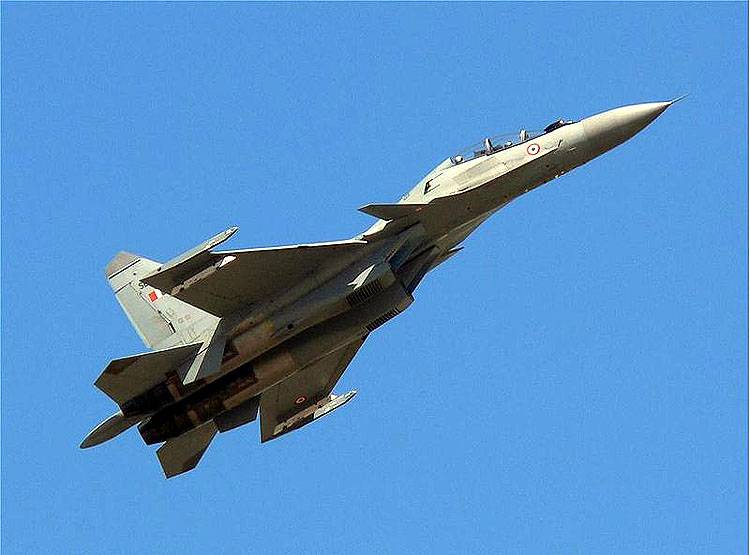 बॉर्डर-हवा-समंदर में कड़ी टक्कर, जानिए क्या है भारत और चीन की सैन्य क्षमता