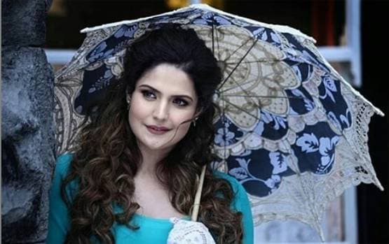 जब घर खर्च चलाने के लिए जरीन खान ने किया था कॉल सेंटर में काम