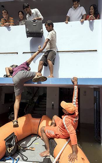 मॉनसून में 16 राज्यों में बाढ़ का खतरा! 123 बांधों में भरा है इतना पानी