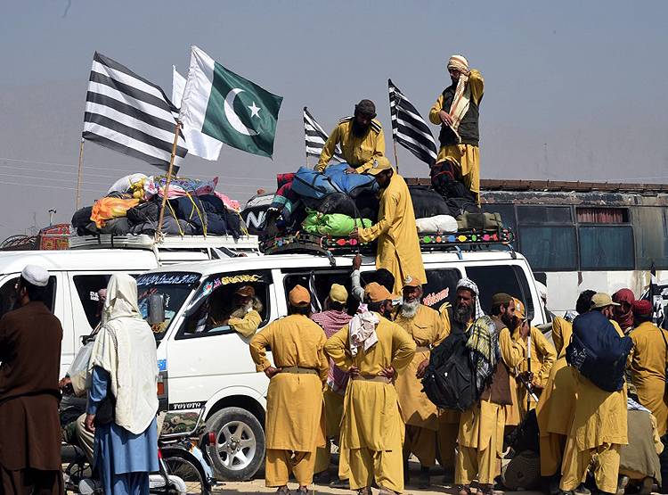 बलूचिस्तान में हिंसक प्रोटेस्ट से डरी PAK फौज, सुरक्षा पोस्ट छोड़कर भागे जवान