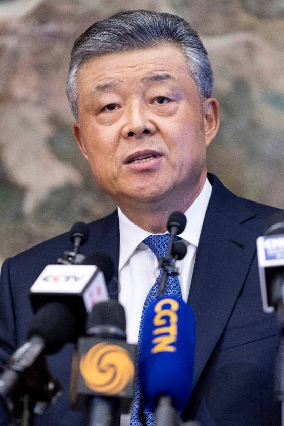 चीन ने कहा- तैयार कर ली वैक्सीन, फिर बात से पलटा, क्या छिपा रहा?