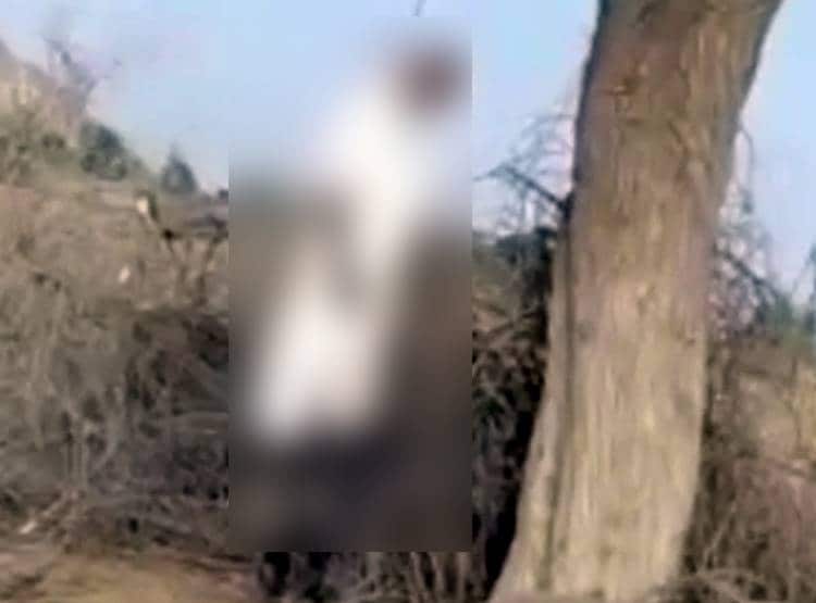 कुल्हाड़ी से पत्नी को मारा, फिर पति ने भी फांसी लगाकर दी जान