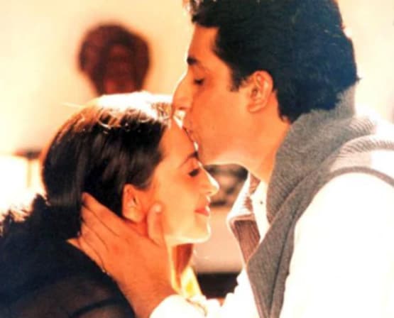 अभिषेक संग टूटी सगाई-संजय से तलाक, विवादों में रही करिश्मा की लव लाइफ