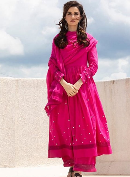 नन्हे बेटे को गले से लगाए दिखीं एकता कौल, पति सुमीत ने बताया शानदार मां