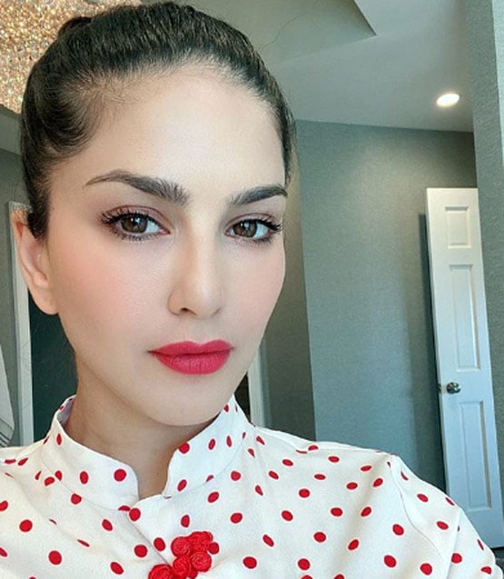 फैमिली संग आउटिंग पर निकलीं सनी लियोनी, बताया क्यों इस खास जगह पर आईं