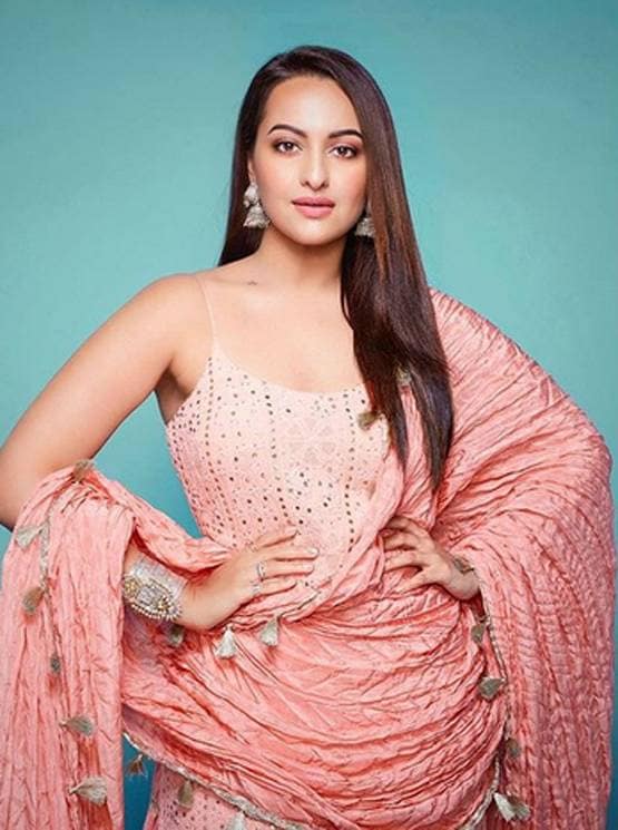 कभी लुक्स तो कभी रामायण का सवाल, वो मौके जब ट्रोल हुईं सोनाक्षी सिन्हा