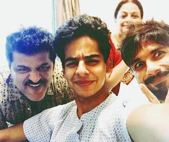 बेपनाह एक्टर राजेश खट्टर ने सेलिब्रेट किया बेटे का बर्थडे, पत्नी संग शेयर की फोटोज