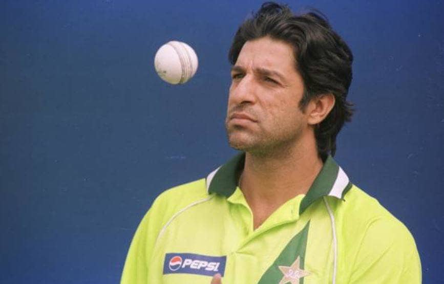 जब वसीम अकरम ने गिराई विव रिचर्ड्स की कैप, ड्रेसिंग रूम में मिली जान से मारने की धमकी