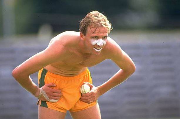 अकरम को याद आए ये बॉलर, कहा- इनके बाउंसर से मुझे लगे 20 टांके