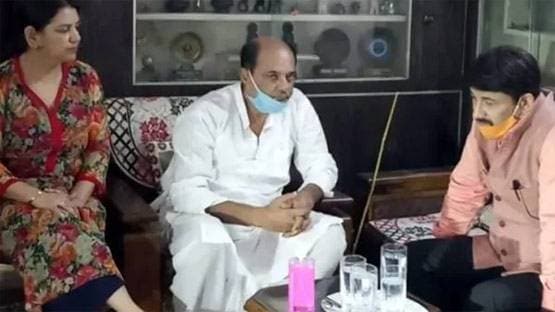 सुशांत की प्रेयर मीट में पहुंचीं अक्षरा सिंह, सुशील मोदी ने भी दी श्रद्धांजलि