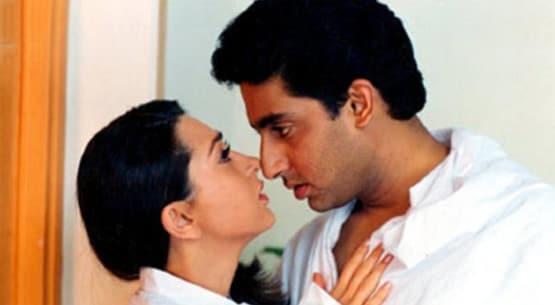 अभिषेक संग टूटी सगाई-संजय से तलाक, विवादों में रही करिश्मा की लव लाइफ