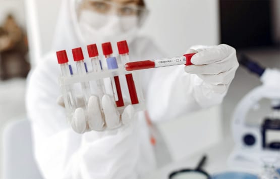 फाइनल ट्रायल में पहुंची ऑक्सफोर्ड वैक्सीन, अक्टूबर तक आने का दावा