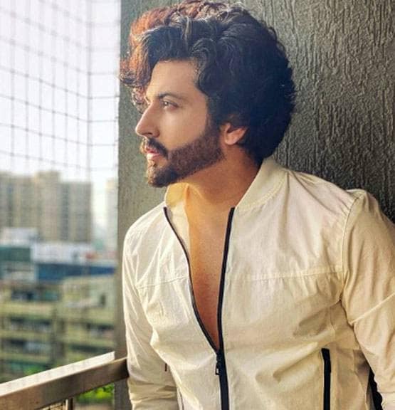 कुंडली भाग्य फेम एक्टर धीरज धूपर ने बदला लुक, फैंस को आया पसंद