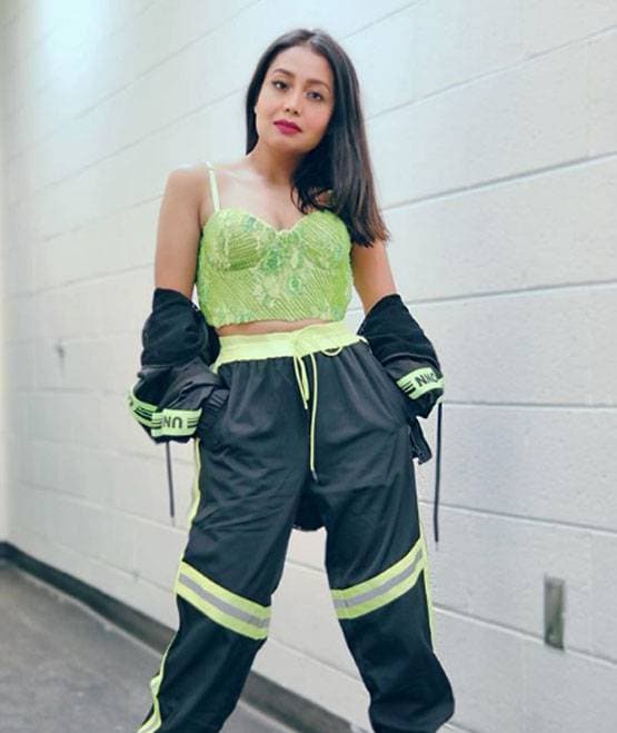 शानदार सिंगर ही नहीं टीआरपी क्वीन भी हैं नेहा, इन मौकों पर किया शॉक