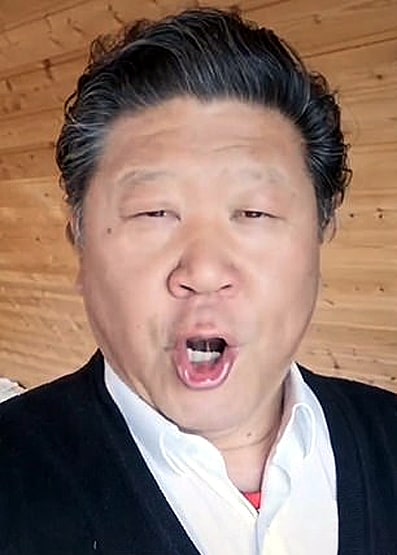 चीन के राष्ट्रपति से मिलती थी शक्ल, बैन कर दिया सिंगर का Tiktok अकाउंट