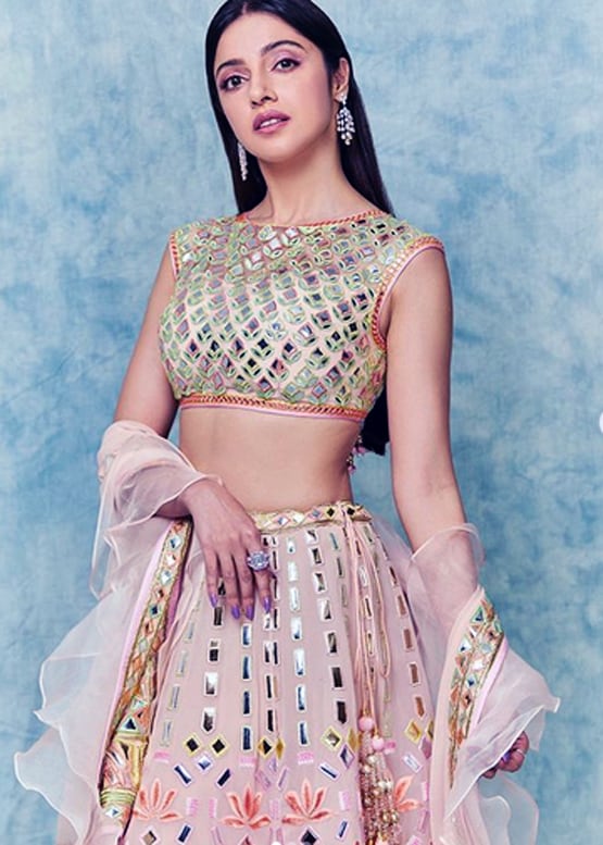 पहली मुलाकात में दिव्या को पसंद कर बैठे थे भूषण, वैष्णो देवी मंदिर में की शादी