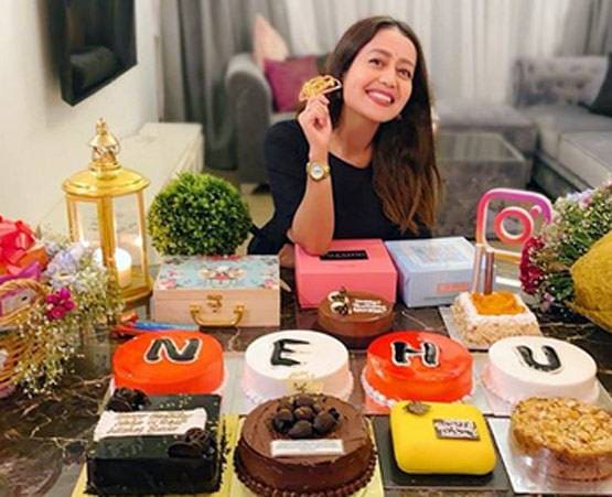 लॉकडाउन में भी खास रहा नेहा कक्कड़ का बर्थडे, सिंगर ने शेयर की तस्वीरें
