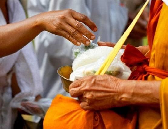 सूर्य ग्रहण खत्म होने के बाद जरूर कर लेने चाहिए ये 5 काम