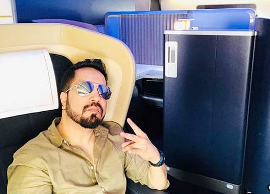 राखी को जबरदस्ती Kiss करने से जेल जाने तक, वो मौके जब विवादों में आए मीका सिंह