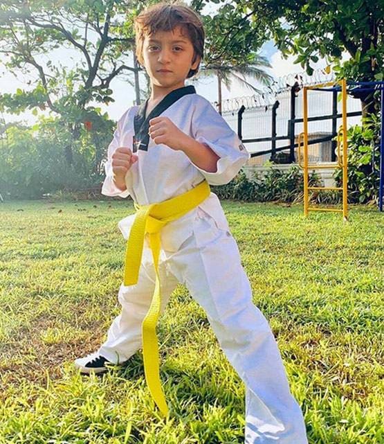 क्यूटनेस की ओवरडोज हैं अबराम की ये तस्वीरें, खान परिवार में सबके लाडले