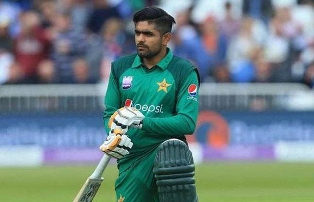 पूर्व PAK कप्तान बोले- विराट की महानता उनकी टीम के किसी काम की नहीं
