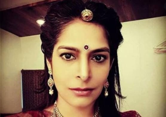 किसी को पैसों की तंगी, कोई परिवार से अलग, कोरोना ने बदली सितारों की जिंदगी