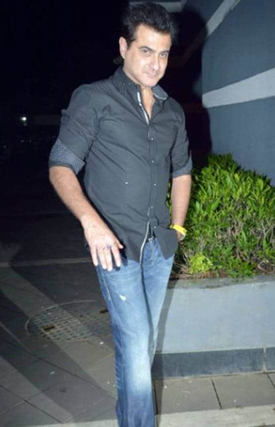 फिल्मी बैकग्राउंड, गॉडफादर होने के बावजूद फ्लॉप रहे ये बॉलीवुड सितारे