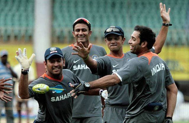 धोनी को द्रविड़ ने बताया- बेस्ट फिनिशर, बोले- हार-जीत की टेंशन नहीं