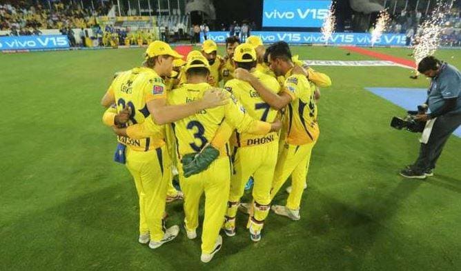 CSK ने टीम डॉक्टर को किया सस्पेंड, शहीद जवानों को लेकर किया था ट्वीट