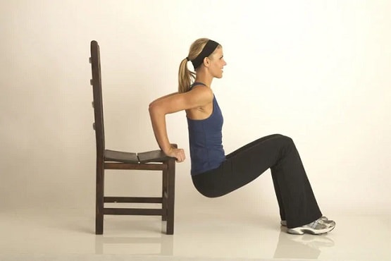 कमर दर्द पर समय रहते पा लें काबू, जानें कितना खतरनाक है ये रोग