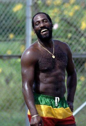 'विव रिचर्ड्स टी-20 खेलते तो इतने करोड़ रुपये खर्च करती फ्रेंचाइजी'