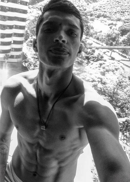 कोहली के इस गेंदबाज की फिटनेस देख हर कोई हैरान, रोनाल्डो से हुई तुलना