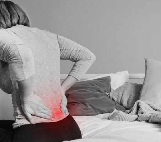 कमर दर्द पर समय रहते पा लें काबू, जानें कितना खतरनाक है ये रोग