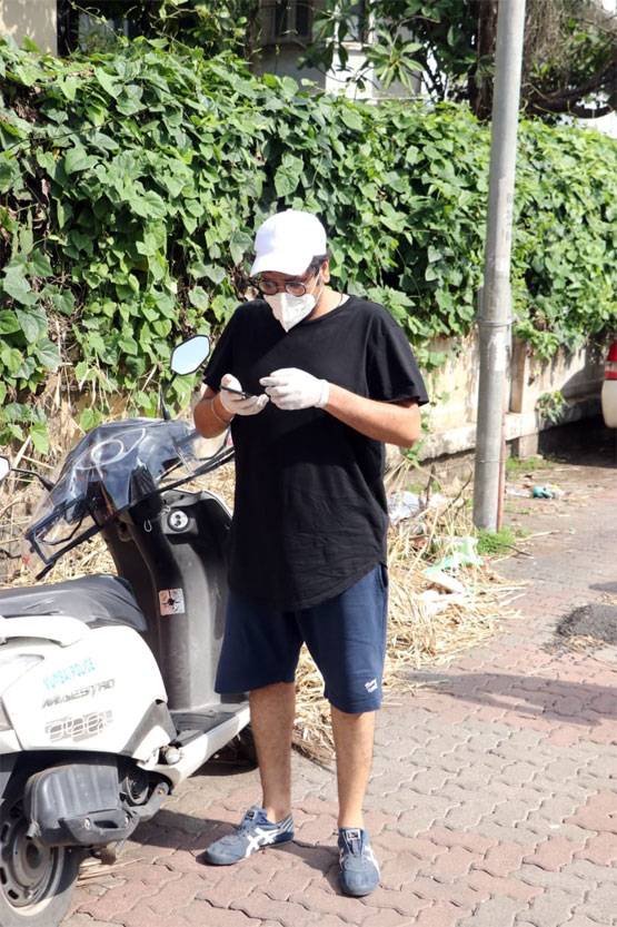 सुशांत के घर पहुंचे मुकेश छाबड़ा, डायरेक्टर संग की थी आखिरी फिल्म